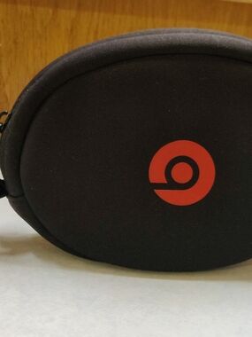 Beats By Dre BLACK ZIPPER SOFT CASE ONLY